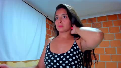sweet and hot alaia online show from 09-22-25, 04:47
