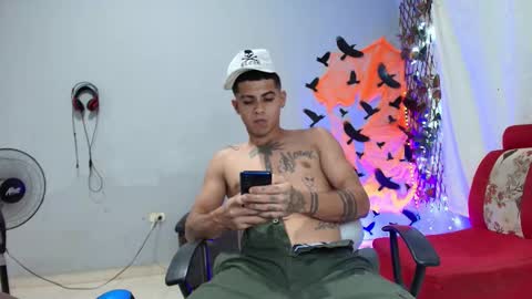 sweet_angel25 online show from 10-17-25, 11:07