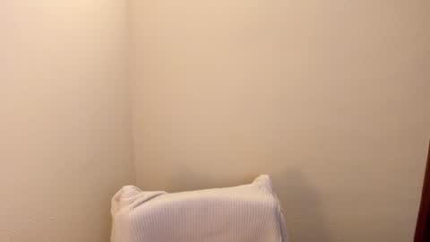 Snapshot of sweet_angel_a chatting on 12-17-24, 10:43 Ann - your sweet girl online show from 12-17-24, 10:43