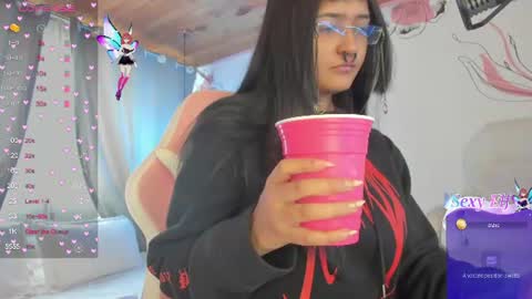 Snapshot of sweet_angelkanon chatting on 06-19-26, 01:26 sweet_angelkanon online show from 06-19-26, 01:26