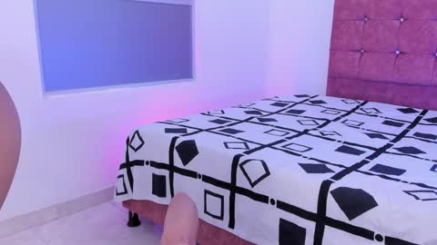 Snapshot of sweet_ashley__ chatting on 04-08-26, 12:05 sweet_ashley__ online show from 04-08-26, 12:05