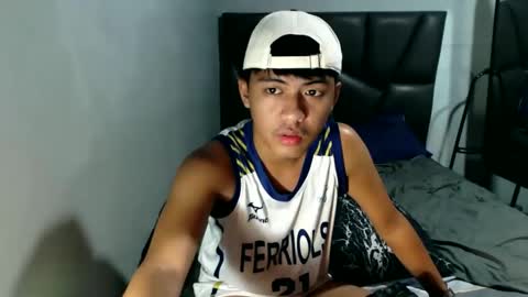 sweet_asinkurt online show from 04-15-26, 10:22