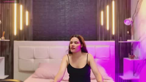 Violet  online show from 02-28-26, 10:38