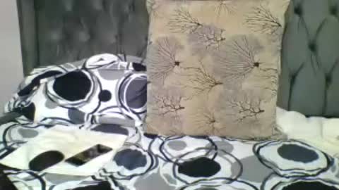 Snapshot of sweet_blackberry93 chatting on 06-23-26, 11:30 bella online show from 06-23-26, 11:30
