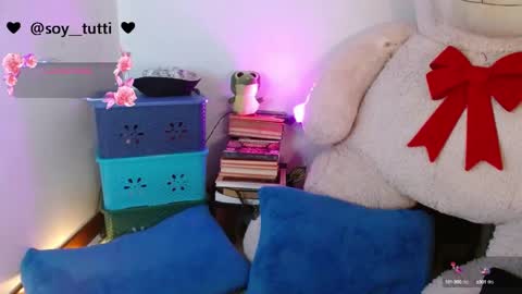 Tutti  online show from 12-30-24, 02:08