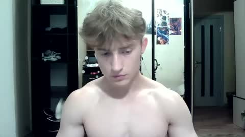 Snapshot of sweet_boy06 chatting on 06-24-26, 09:58 Sweet boy06 online show from 06-24-26, 09:58