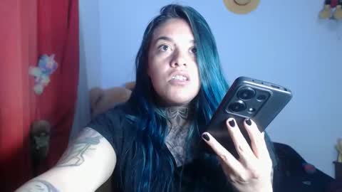 Snapshot of sweet_bubblee chatting on 06-05-26, 12:39 Bubbles online show from 06-05-26, 12:39