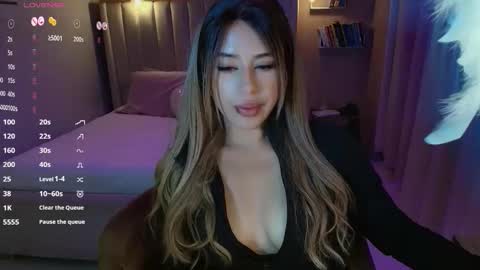 Snapshot of sweet_cami1 chatting on 09-28-25, 01:00 Camila online show from 09-28-25, 01:00