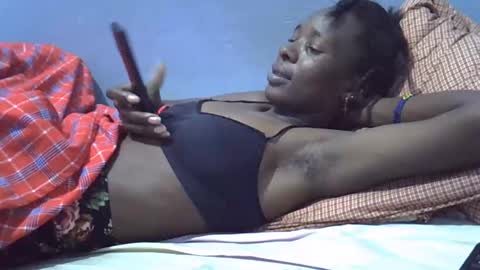 sweet_candie01 online show from 03-19-26, 07:07