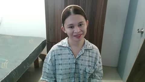 sweet_cassyxx online show from 03-18-26, 05:38