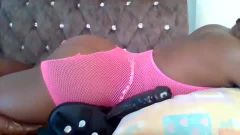 sweet_cherry007 online show from 10-17-25, 04:59