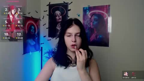 Snapshot of sweet_cherryg chatting on 11-13-25, 11:09 Ivy online show from 11-13-25, 11:09