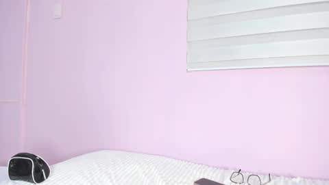 Snapshot of sweet_couples1 chatting on 01-07-25, 11:14 sweet_couples1 online show from 01-07-25, 11:14