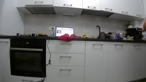           online show from 02-18-25, 09:09