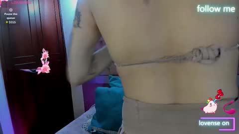  emmili  online show from 02-04-26, 12:00