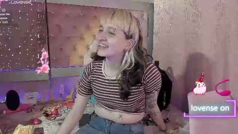  emmili  online show from 07-17-26, 12:34