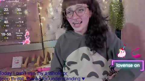  emmili  online show from 07-28-26, 03:43