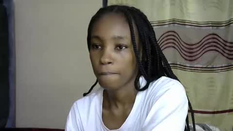 sweet_freaky online show from 05-17-26, 01:51
