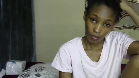 sweet_freaky online show from 06-03-26, 07:44