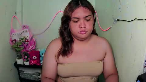 sweet_frex123 online show from 09-18-25, 11:34