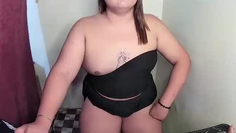 sweet_frex123 online show from 12-03-25, 12:25