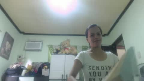 Snapshot of sweet_girlyxx chatting on 12-21-24, 11:24 girly online show from 12-21-24, 11:24
