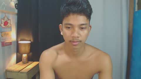 sweet_guyxx online show from 01-23-25, 12:30