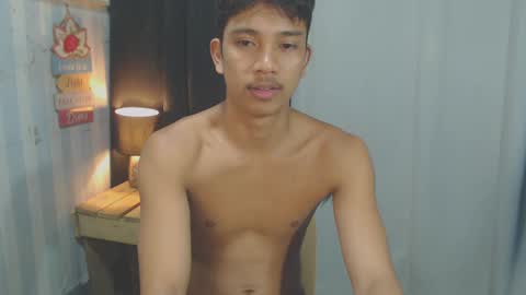 sweet_guyxx online show from 02-03-25, 04:31
