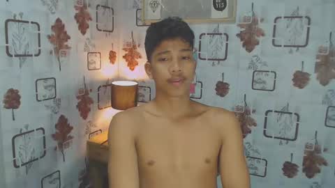 sweet_guyxx online show from 02-22-25, 06:52