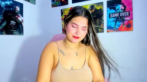 H A N N A online show from 11-17-25, 01:55