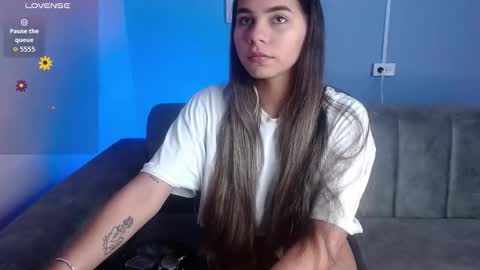 Nella online show from 11-18-25, 12:20