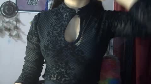 sweet_kanchi online show from 02-07-25, 11:23