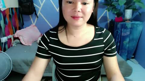 Snapshot of sweet_kendallxxxx chatting on 12-20-24, 05:57 Nicahhh online show from 12-20-24, 05:57