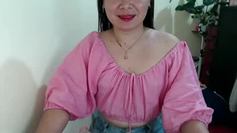 Snapshot of sweet_kendallxxxx chatting on 03-07-25, 10:02 Nicahhh online show from 03-07-25, 10:02