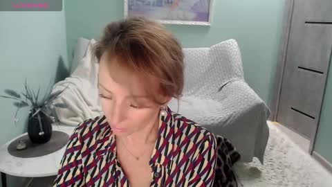 Helen online show from 10-14-25, 05:52