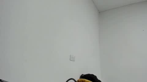Snapshot of sweet_kitty_777 chatting on 04-16-26, 08:48 sweet_kitty_777 online show from 04-16-26, 08:48