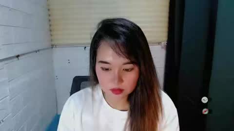 LAIKA online show from 01-02-25, 03:26