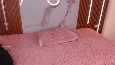 carollay online show from 10-18-25, 01:56