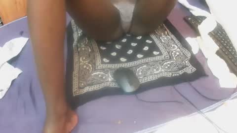 sweet_leen256 online show from 03-10-25, 07:32