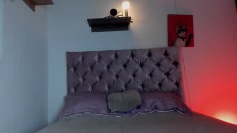 Hi Im Lia Your dreams came true  online show from 11-09-25, 01:26