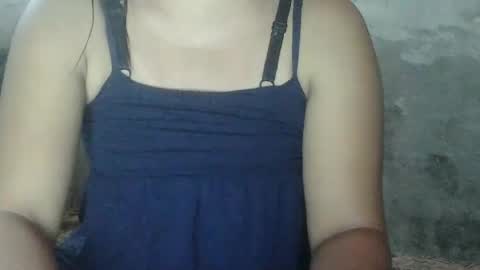 sweet_lily0613 online show from 02-05-25, 12:53