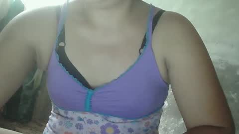 sweet_lily0613 online show from 02-07-25, 03:45