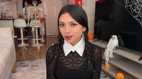 Snapshot of sweet_littleee chatting on 10-30-25, 08:09 free private online show from 10-30-25, 08:09