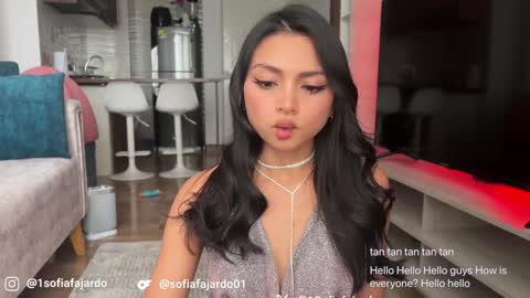 Snapshot of sweet_littleee chatting on 01-11-26, 09:09 free private online show from 01-11-26, 09:09