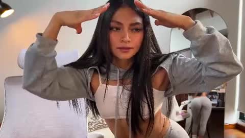 Snapshot of sweet_littleee chatting on 07-03-26, 07:31 free private online show from 07-03-26, 07:31
