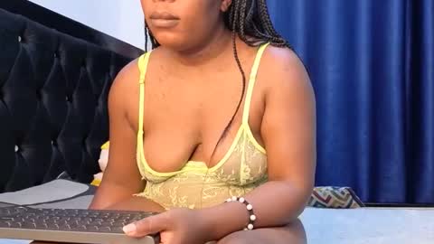 Sweet lizzyy online show from 11-13-25, 05:12