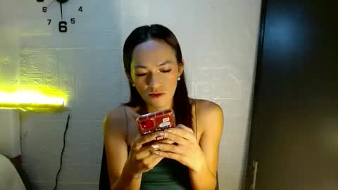 Snapshot of sweet_marry143 chatting on 09-12-25, 01:49 marry online show from 09-12-25, 01:49