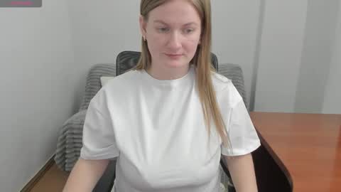 Mila online show from 02-04-26, 09:42