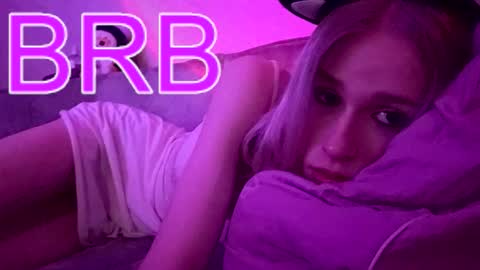 sweet_mol1y online show from 10-16-25, 10:27