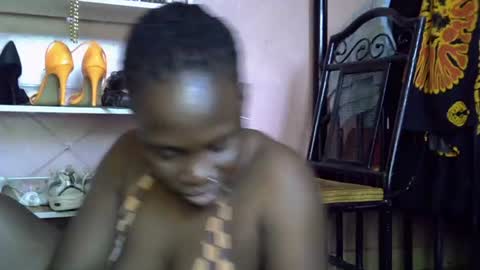 Snapshot of sweet_monalisa93 chatting on 07-04-26, 08:42 Lisa online show from 07-04-26, 08:42